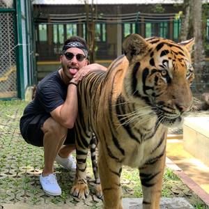 Meet your Posher, Danny